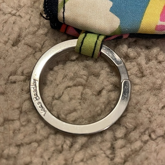 Vera Bradley Zip ID Case Rio Pattern - Picture 4 of 5